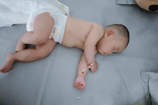 赣州宝宝发烧可以喝牛奶吗